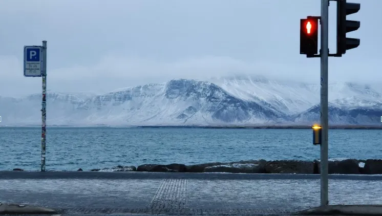 How Many Hours of Daylight in Iceland in December