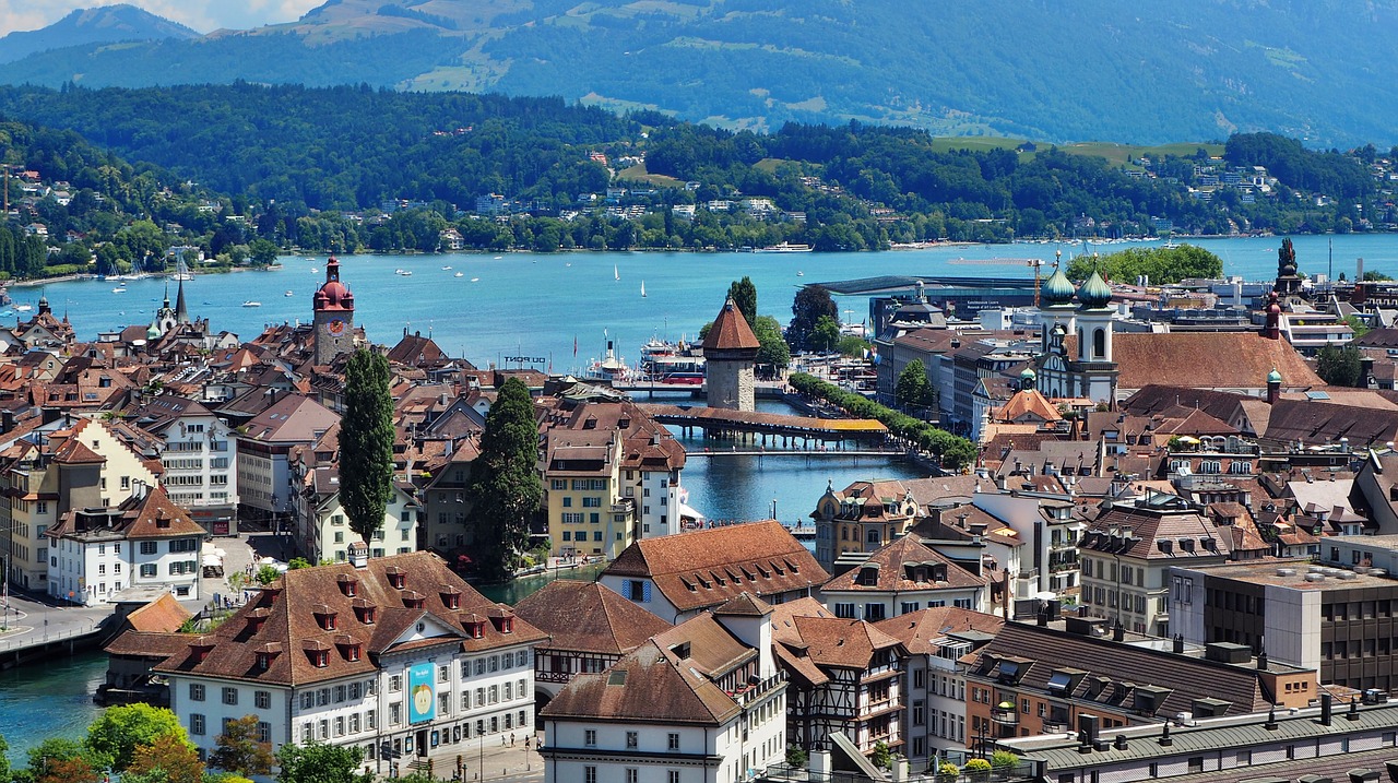 Why Is Switzerland The Best Country: A traveler Views